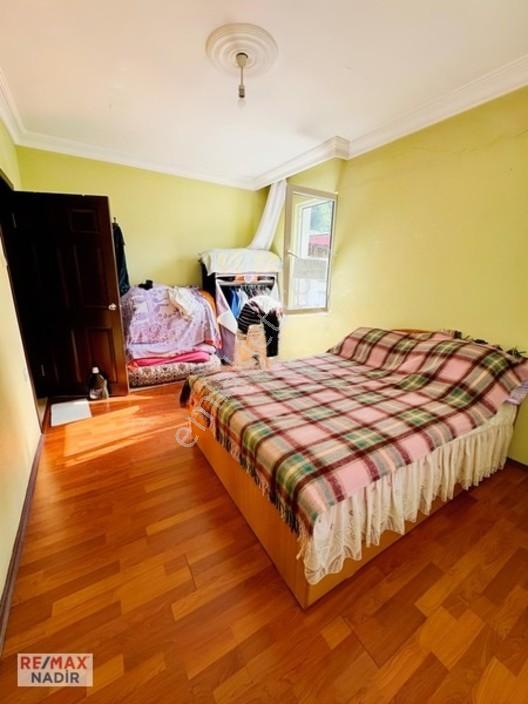 Remax Nadir'den Aksuda 3+1 3 Balkonlu Satılık Daire — fotoğraf 14