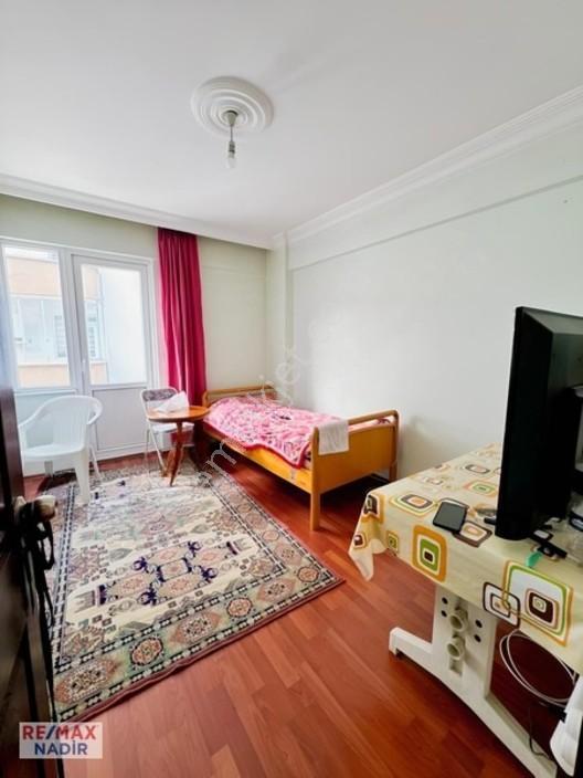 Remax Nadir'den Aksuda 3+1 3 Balkonlu Satılık Daire — fotoğraf 18