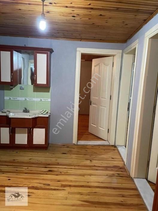 Florya Gayrimenkulden Satılık Müstakil Bina — fotoğraf 3
