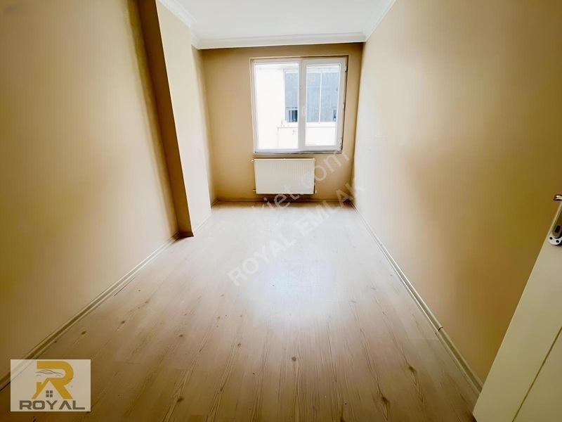 Royal'den Esenyurt Balıkyolu'nda 2+1 85m2 Masrafsız Arakat — fotoğraf 17