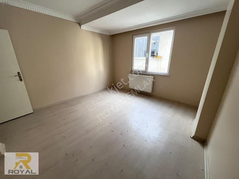 Royal'den Esenyurt Balıkyolu'nda 2+1 85m2 Masrafsız Arakat — fotoğraf 20