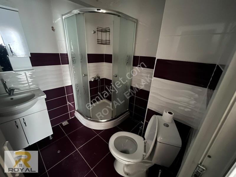 Royal'den Esenyurt Balıkyolu'nda 2+1 85m2 Masrafsız Arakat — fotoğraf 29