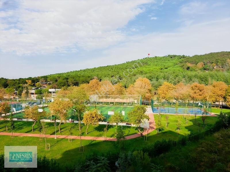 Nesrin Emlak'Tan Güvenlikli Sitede Ara Kat Merkeze Yakın Daire