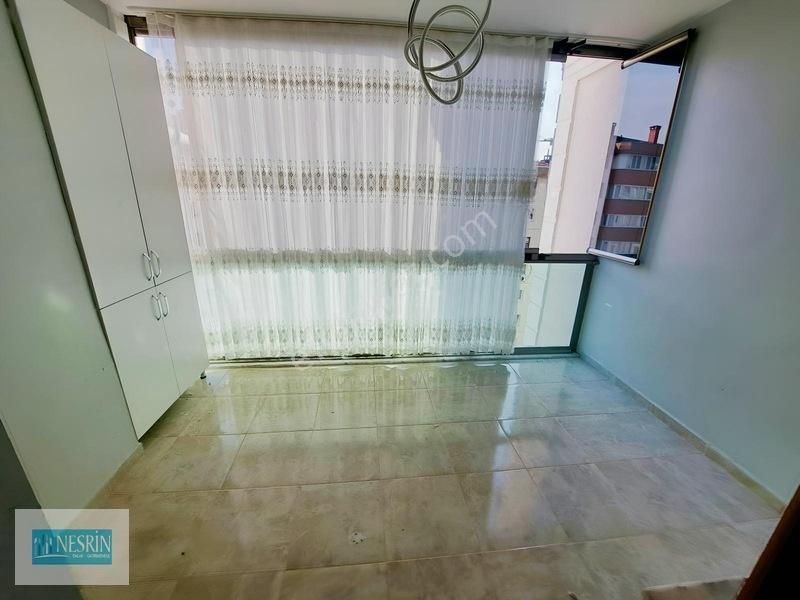 Nesrin Emlak'tan Güvenlikli Sitede Ara Kat Merkeze Yakın Daire — fotoğraf 35