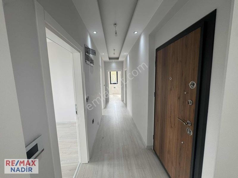 Pirazizde Huzurlu Konum, Geniş Yaşam Alanı: Sıfır 3+1 — fotoğraf 8