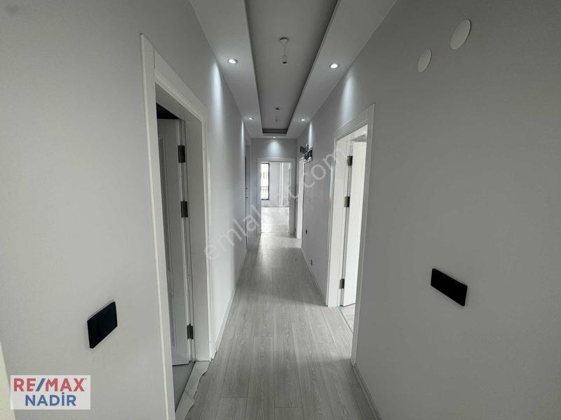 Pirazizde Huzurlu Konum, Geniş Yaşam Alanı: Sıfır 3+1 — fotoğraf 23