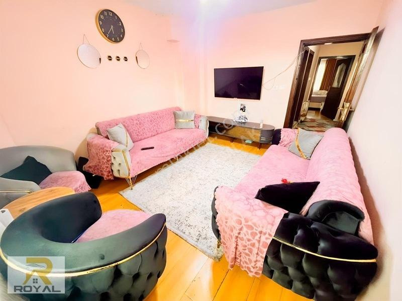 Royal'den Kartaltepe'de Metrobüse Yakın 3+1 Geniş Satılık Daire — fotoğraf 2