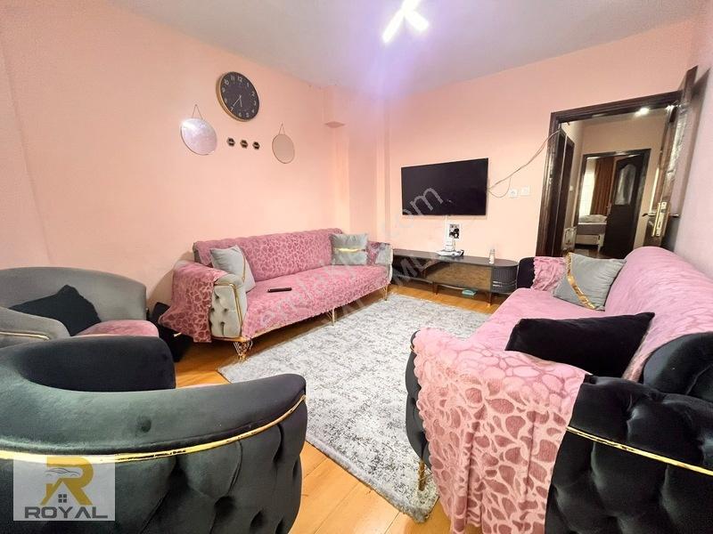 Royal'den Kartaltepe'de Metrobüse Yakın 3+1 Geniş Satılık Daire — fotoğraf 4