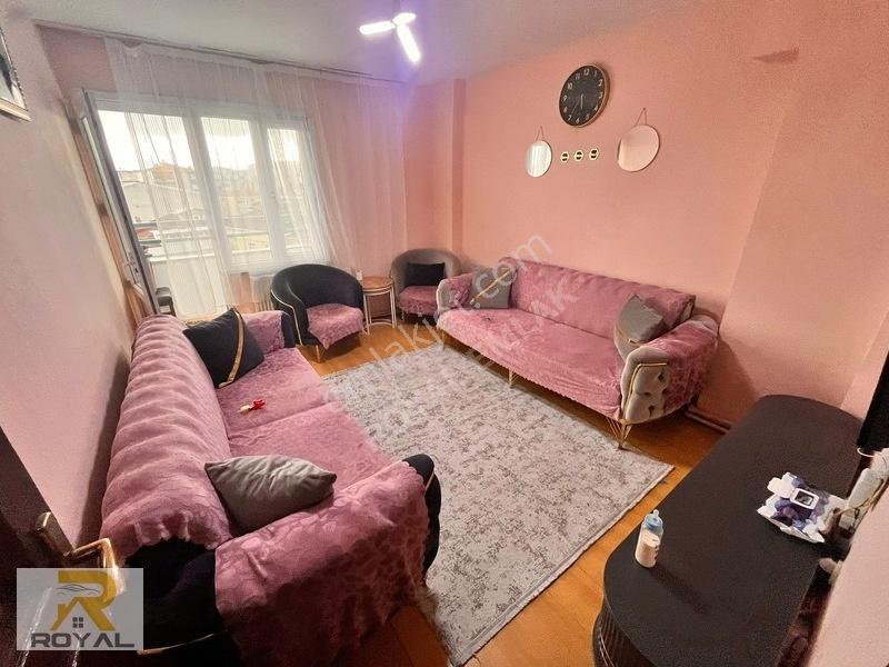 Royal'den Kartaltepe'de Metrobüse Yakın 3+1 Geniş Satılık Daire — fotoğraf 5