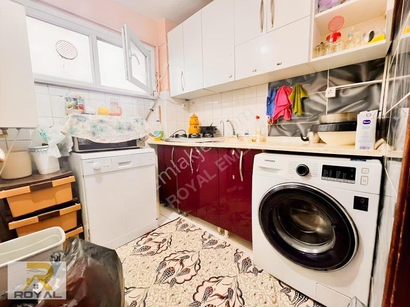 Royal'den Kartaltepe'de Metrobüse Yakın 3+1 Geniş Satılık Daire — fotoğraf 8