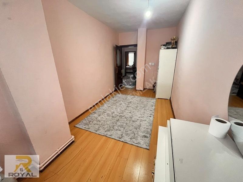 Royal'den Kartaltepe'de Metrobüse Yakın 3+1 Geniş Satılık Daire — fotoğraf 16