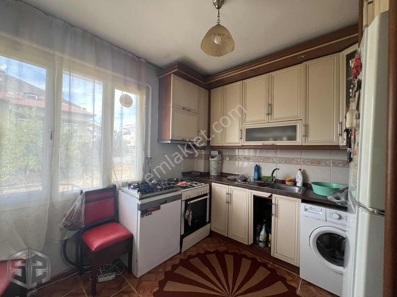 İzmir Selçuk 14 Mayıs Mh 2+1daire — fotoğraf 2