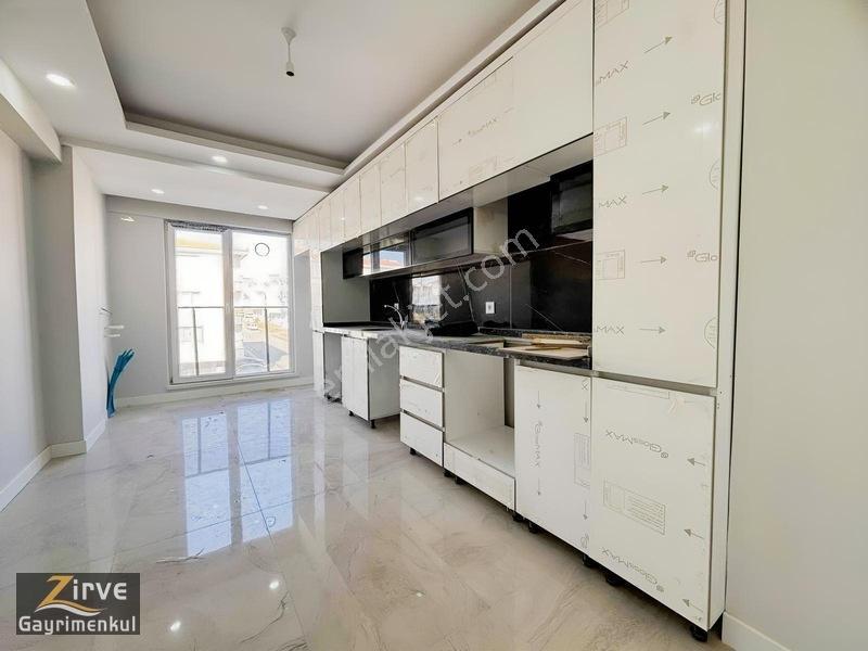 Zirve Gayrimenkulden 3+1 Ultra Lüx Arakat Ön Cephe Satılık Daire