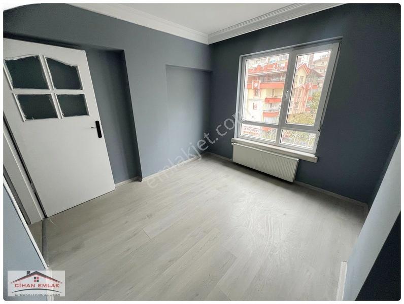 Şehit Kubilay Değirmendere Özlem Selim Cad 50 Metre 3+1 Satlık — fotoğraf 14