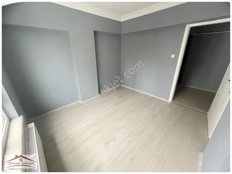 Şehit Kubilay Değirmendere Özlem Selim Cad 50 Metre 3+1 Satlık — fotoğraf 16