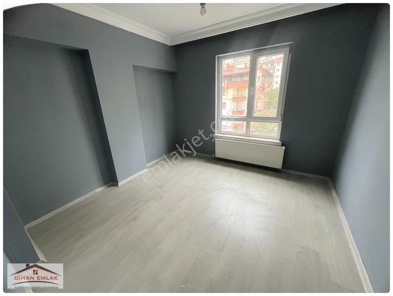 Şehit Kubilay Değirmendere Özlem Selim Cad 50 Metre 3+1 Satlık — fotoğraf 17