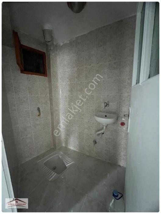 Şehit Kubilay Değirmendere Özlem Selim Cad 50 Metre 3+1 Satlık — fotoğraf 31