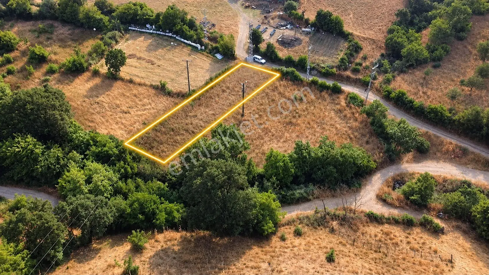Köy Dibi İmar Sınırında 490M2 Satılık Bahçe