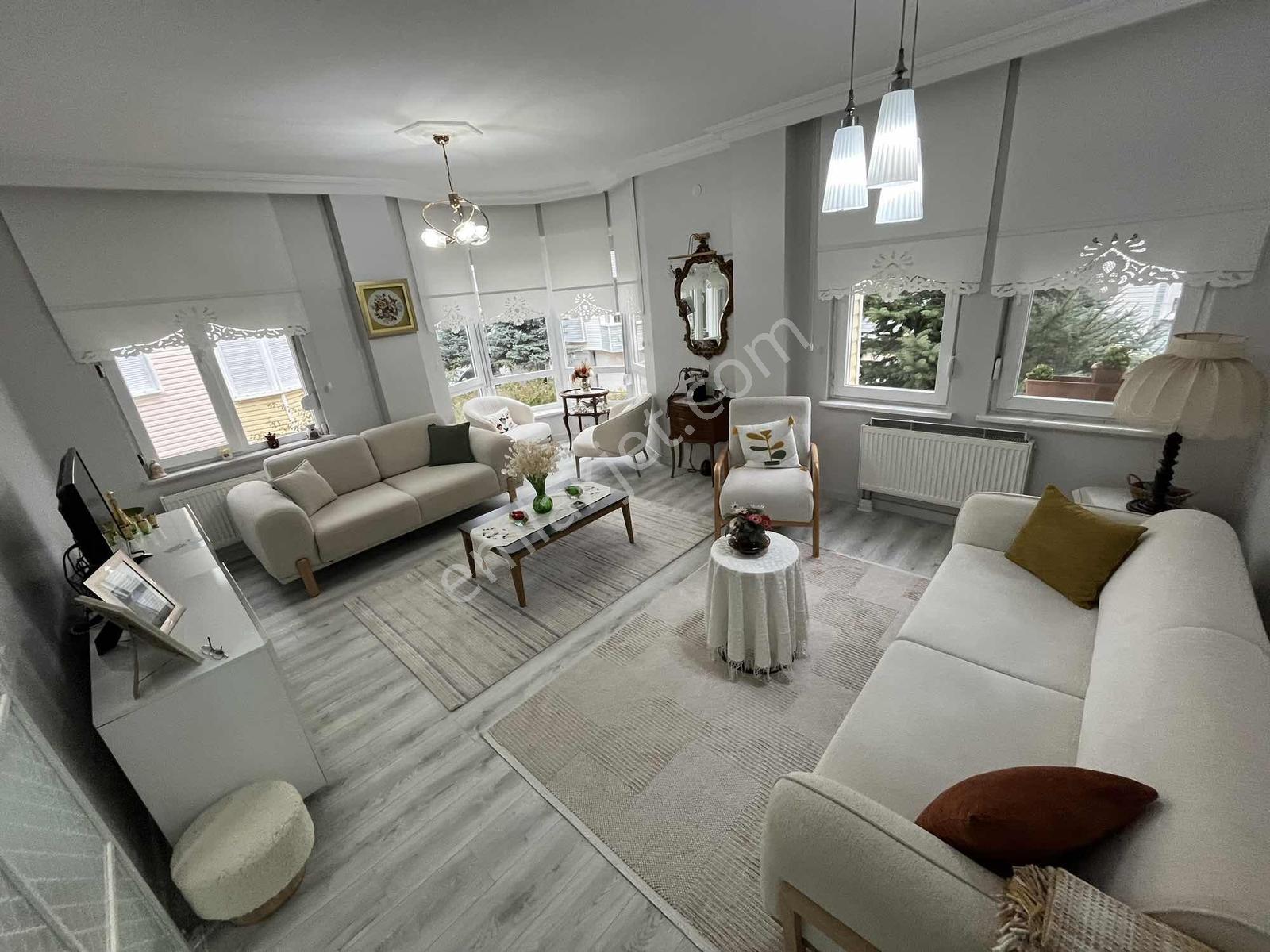 Rw Lıfe // Çankaya Mah.beyzakent Sitesi Satılık 4+1 Villa — fotoğraf 4