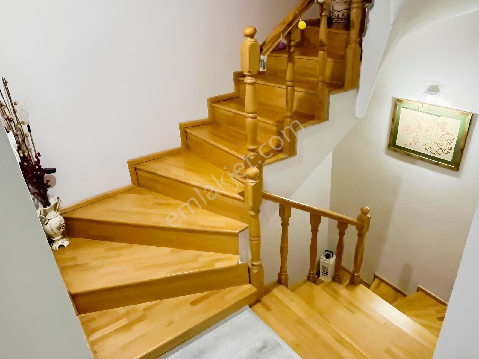 Rw Lıfe // Çankaya Mah.beyzakent Sitesi Satılık 4+1 Villa — fotoğraf 19