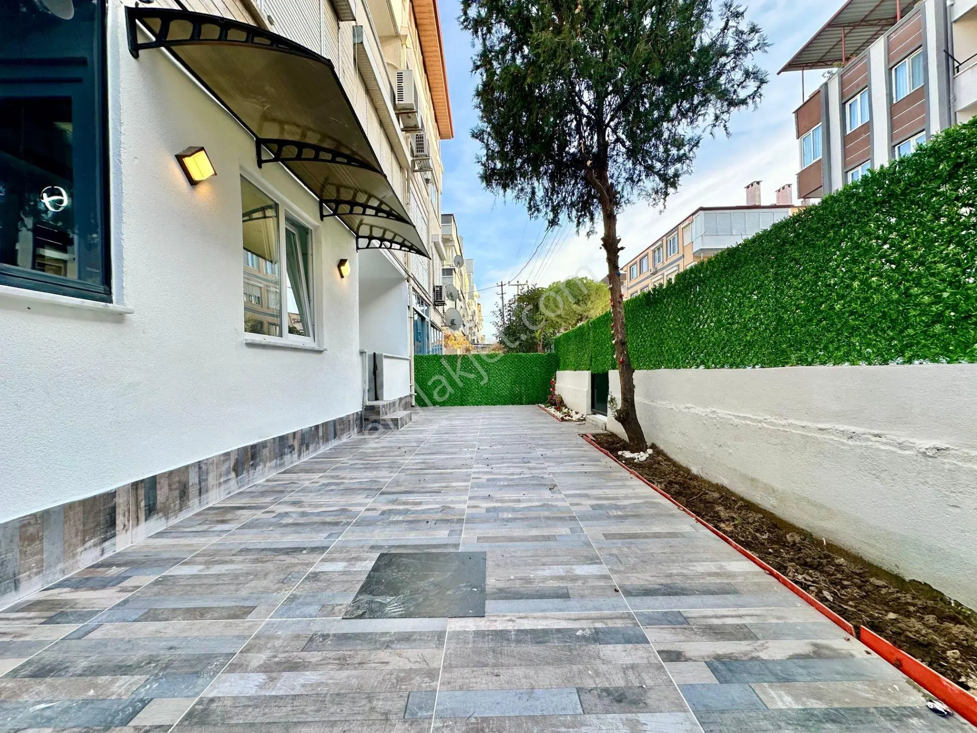 ꧁ay Emlaktan꧂akçay Merkezde Denize 100 Mt Bahçe Kullanımlı Satılık 2+1 İçi Yapılı Daire — fotoğraf 8