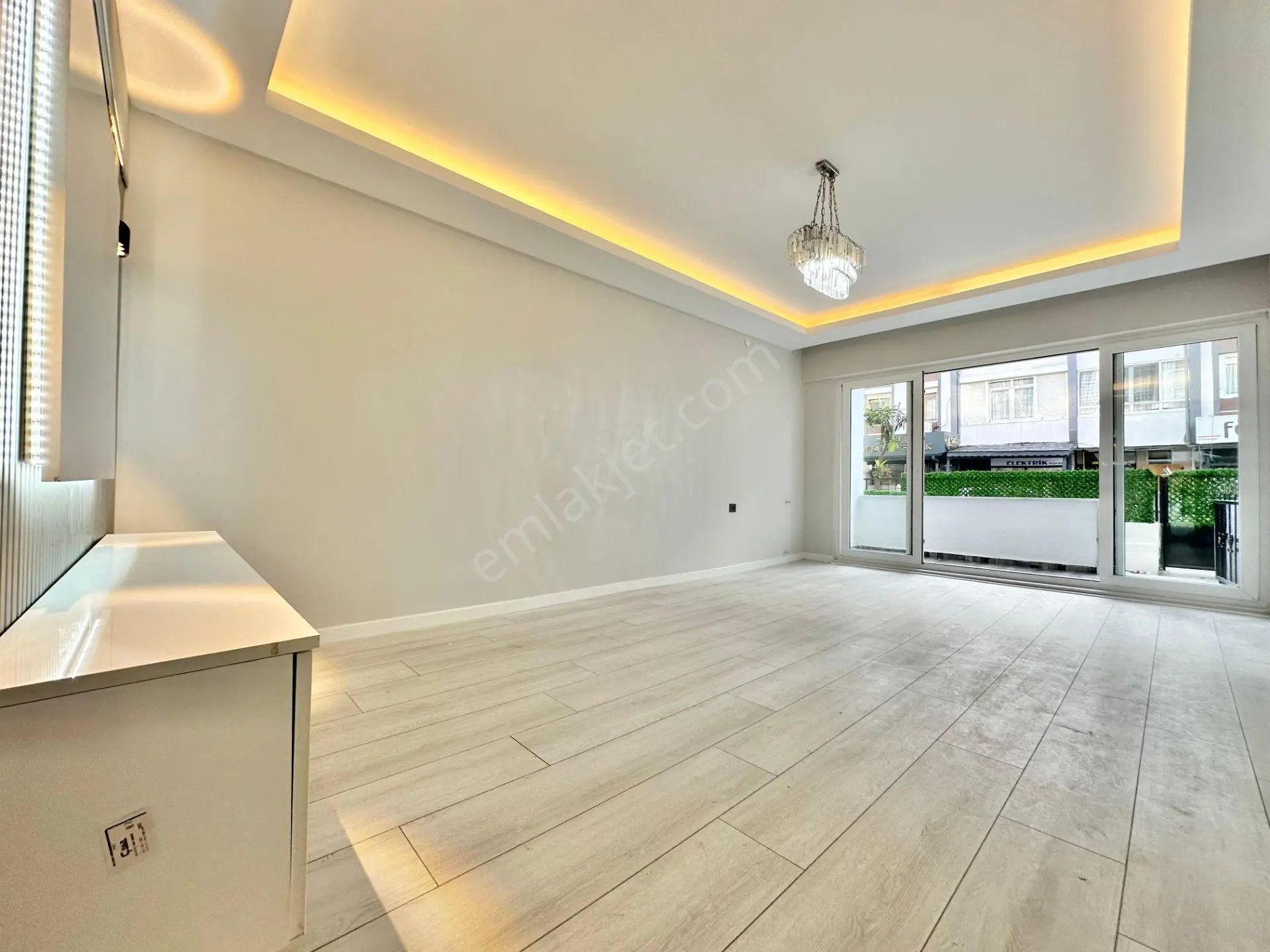 ꧁ay Emlaktan꧂akçay Merkezde Denize 100 Mt Bahçe Kullanımlı Satılık 2+1 İçi Yapılı Daire — fotoğraf 12