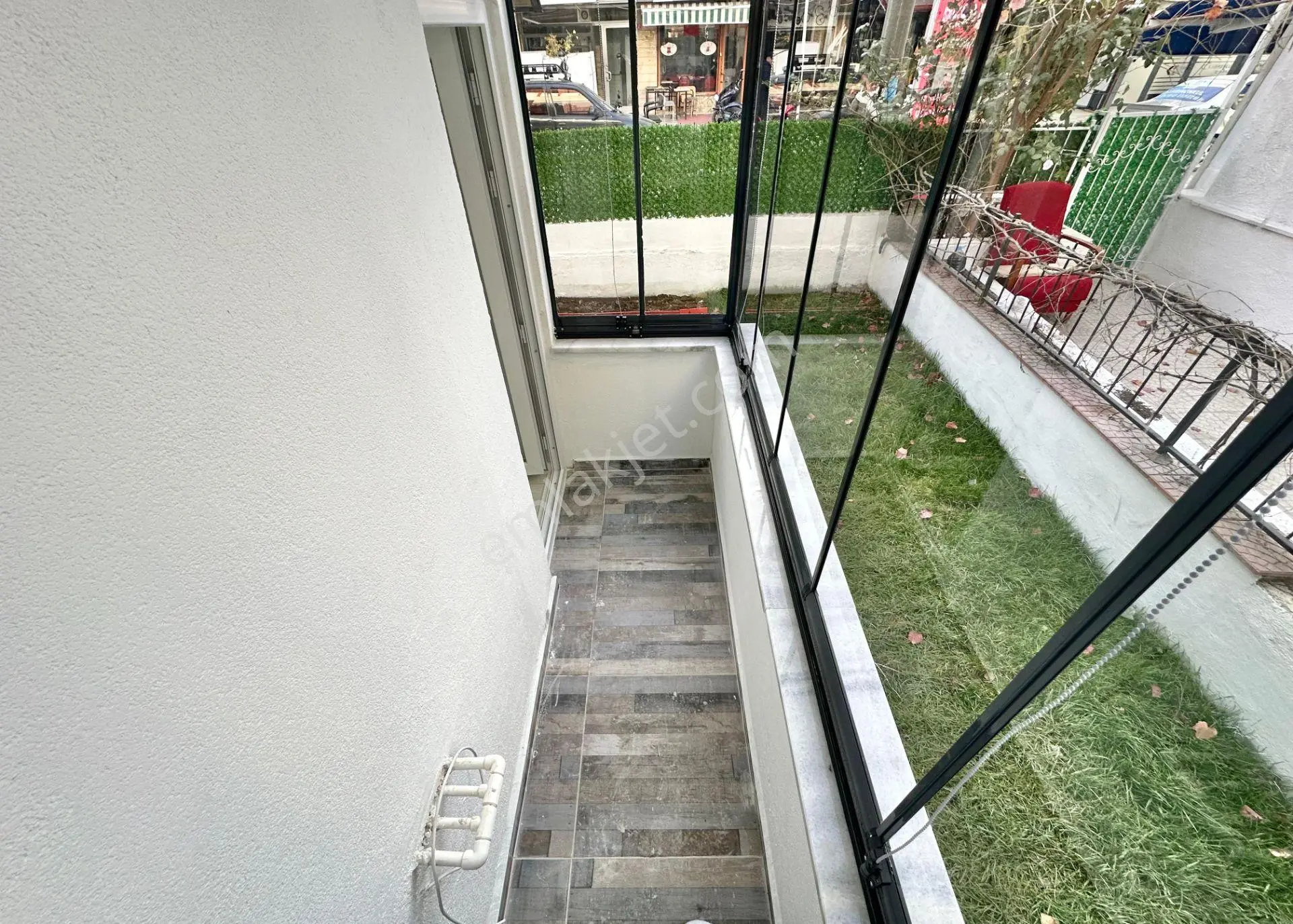 ꧁ay Emlaktan꧂akçay Merkezde Denize 100 Mt Bahçe Kullanımlı Satılık 2+1 İçi Yapılı Daire — fotoğraf 28