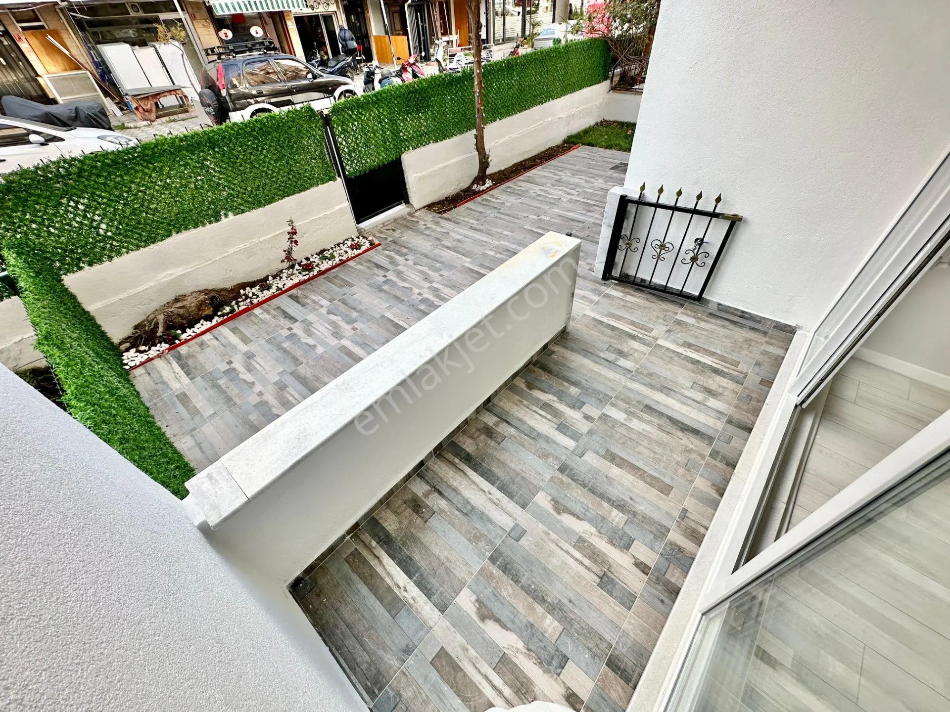 ꧁ay Emlaktan꧂akçay Merkezde Denize 100 Mt Bahçe Kullanımlı Satılık 2+1 İçi Yapılı Daire — fotoğraf 34