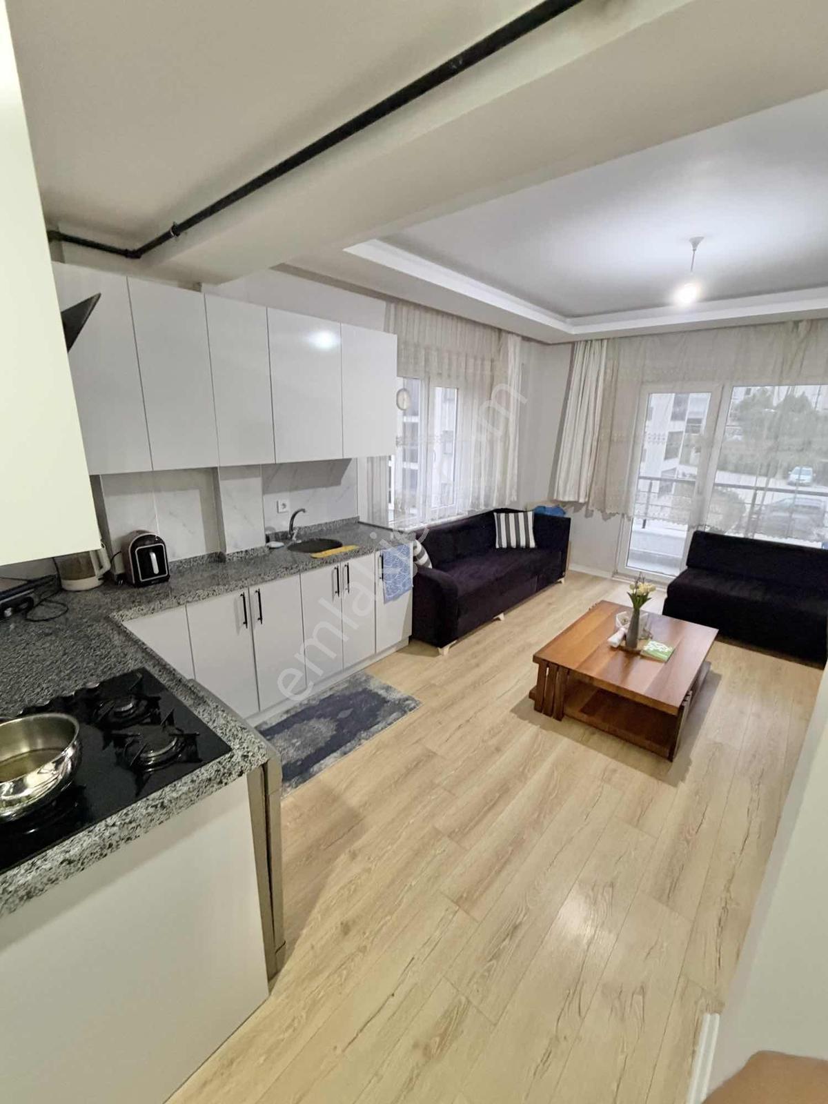 Biensden Hamitlerde Satılık Eşyalı 1+1 Daire — fotoğraf 17