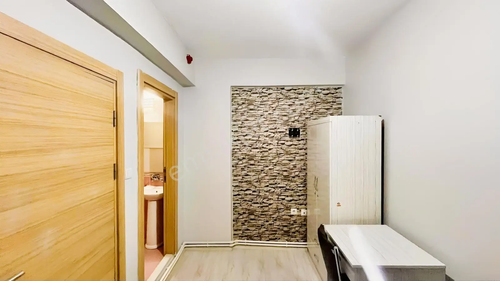 Rw Lıfe// Aöf Arkası Akıcı Sokakta Satılık Yatırımlık 2+1 Daire — fotoğraf 11