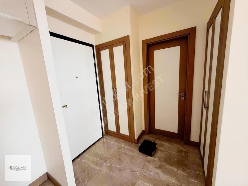 Brooklyn Park'ta 1+1 Havuza Cephe Fırsat Daire — fotoğraf 8