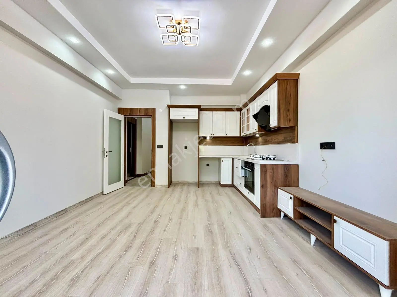 ꧁ay Emlaktan꧂oksijen Deposu Zeytinli'de Müstakil Tadında Kapalı Otoparklı Satılık 2+1 Lüks Daire — fotoğraf 3
