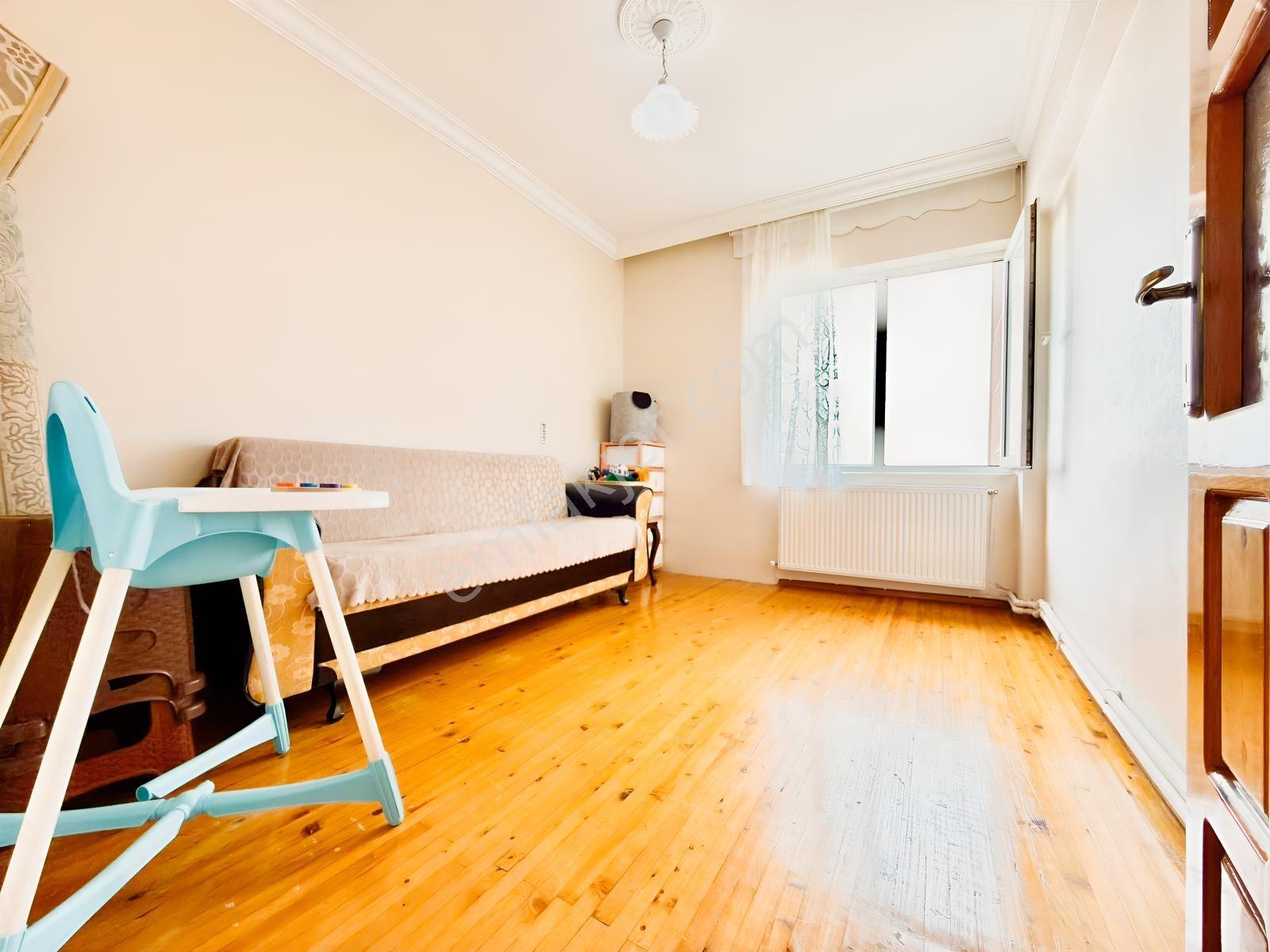1200 Evler Mahallesinde 3+1 Arakat Çift Cephe Satılık Daire — fotoğraf 8