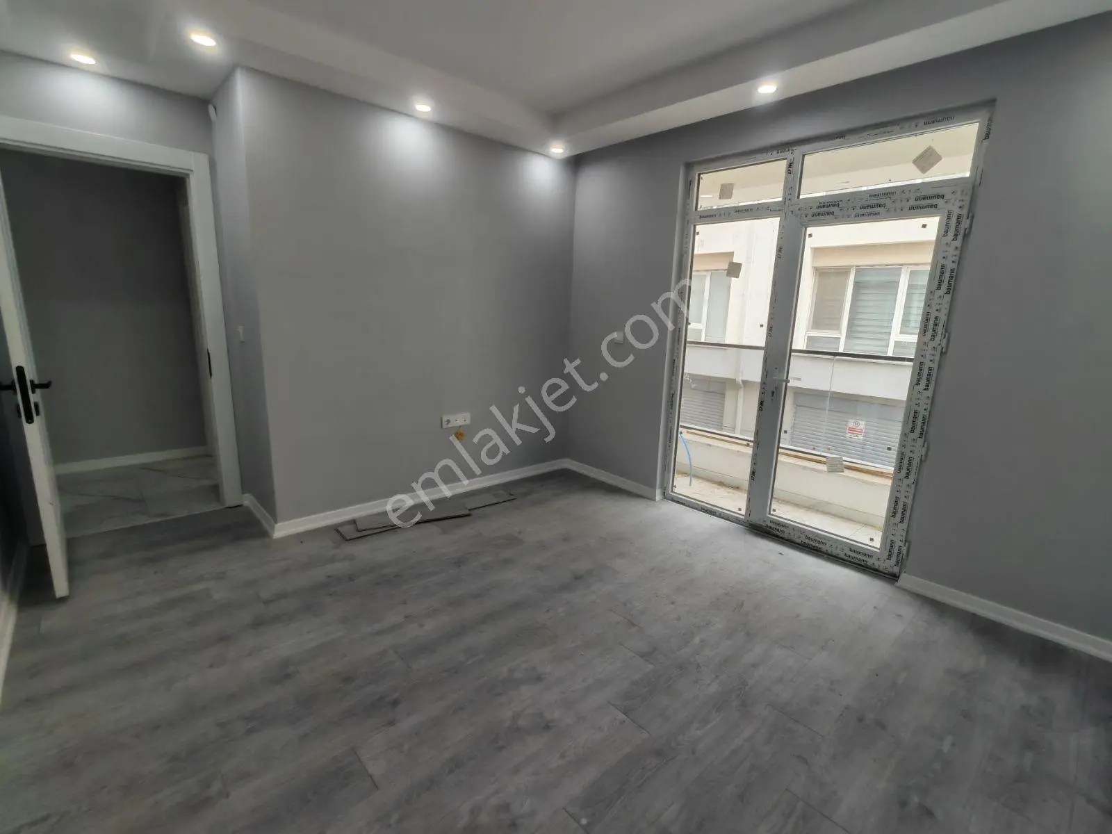 Rw Lıfe// Yeşiltepe Mah Sıfır Yerden Isıtmalı Satılık 2+0 — fotoğraf 8