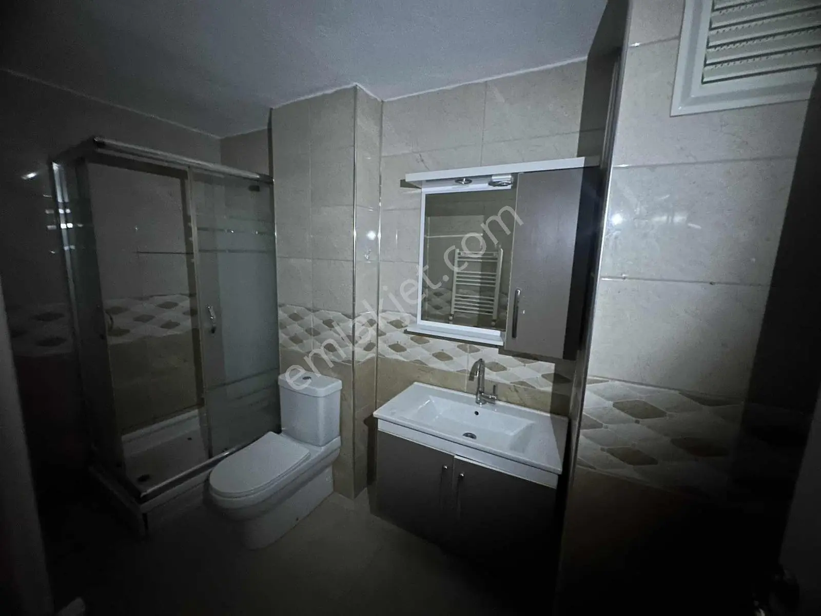 Özer Emlakdan Satılık 2+1 — fotoğraf 17
