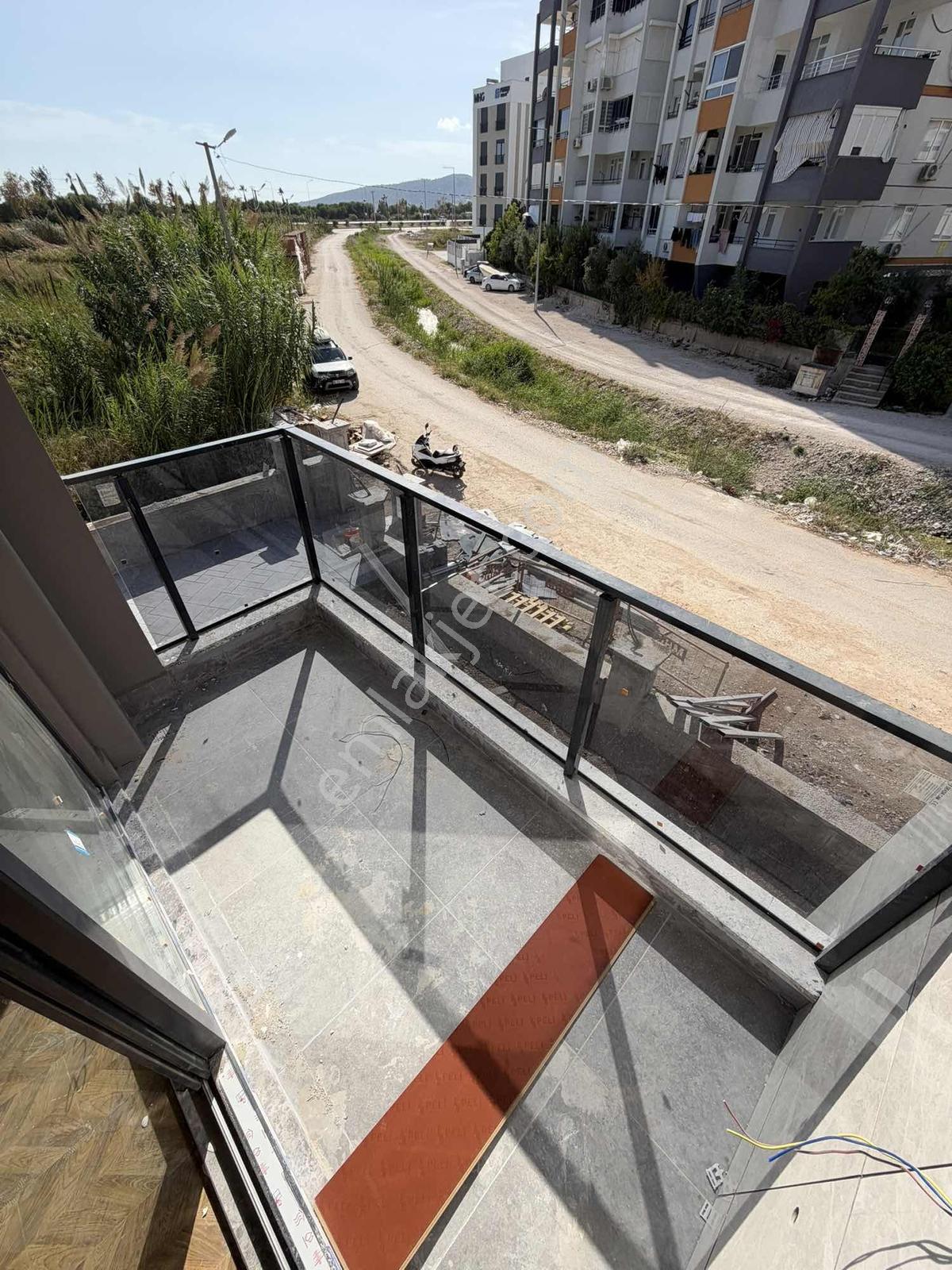 Denize 200 Metre Havuzlu Site İçi Satılık Lüks Sıfır 1+1 Daire — fotoğraf 12