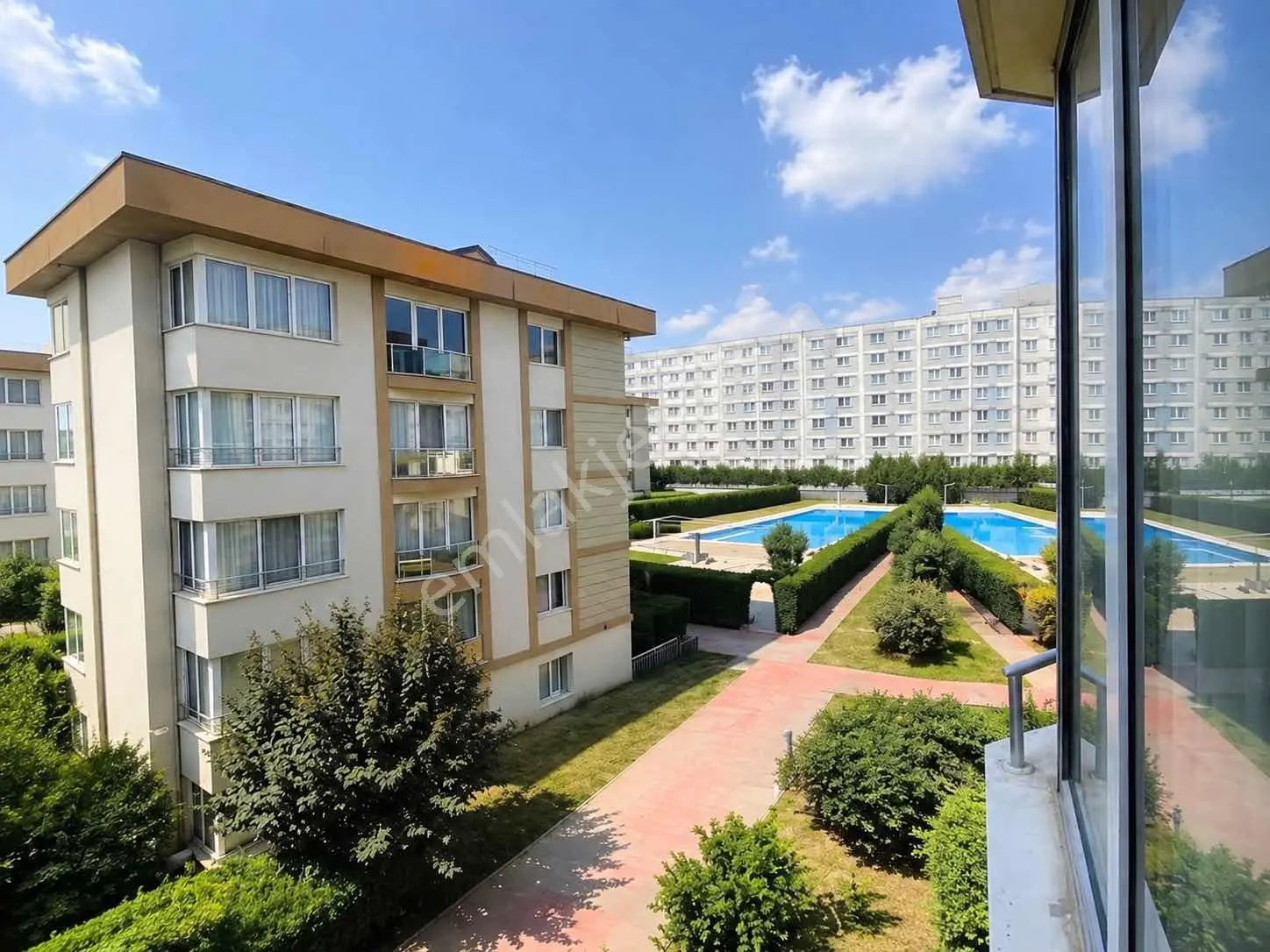 Maya Evleri Sitesi Satılık 3+1 Daire L Güvenlikli L Havuz