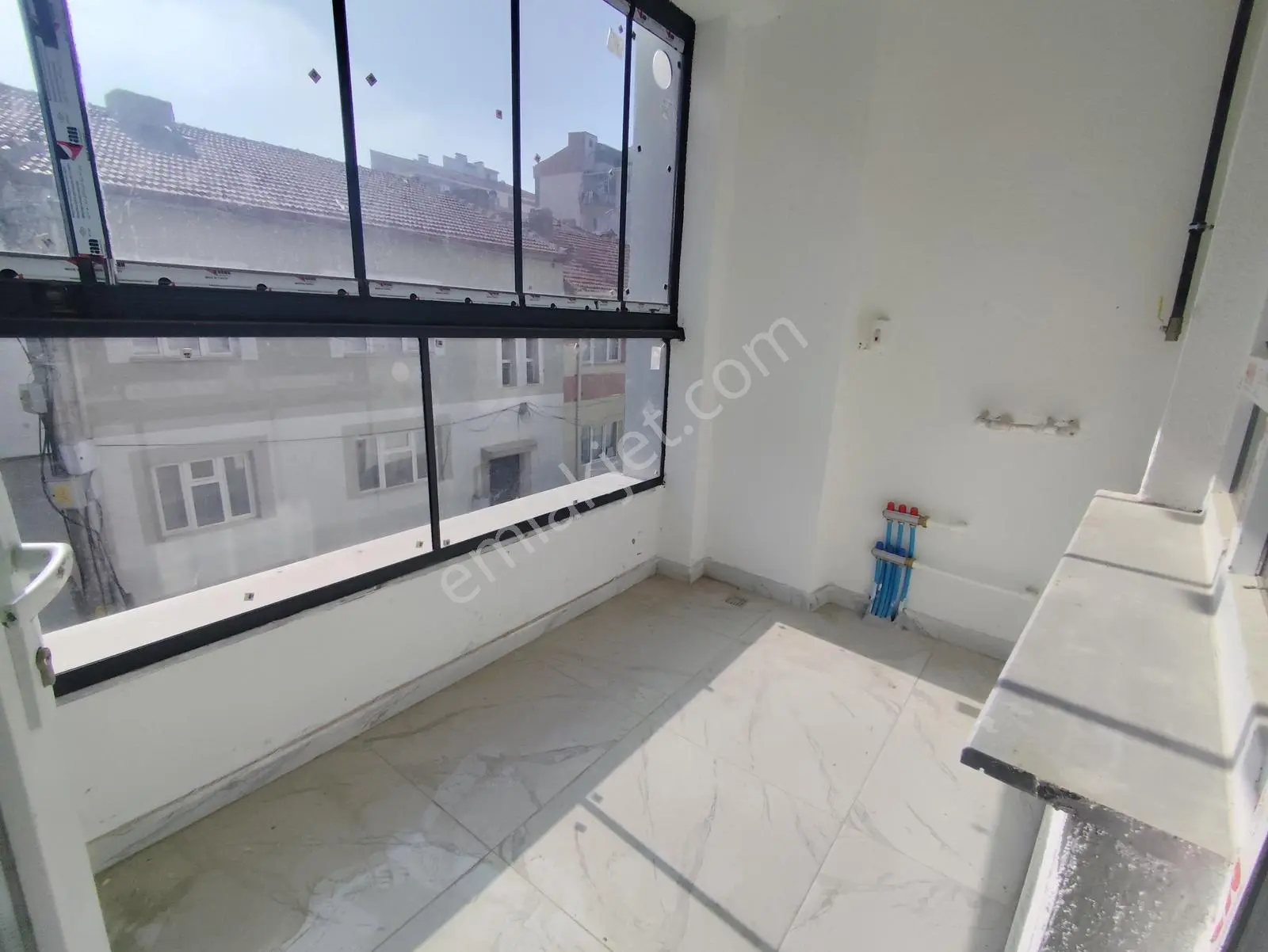 Rw Lıfe // Emek Mah. Ertaş Tramvay Durağı Yanı Satılık 1+1 Daire — fotoğraf 8