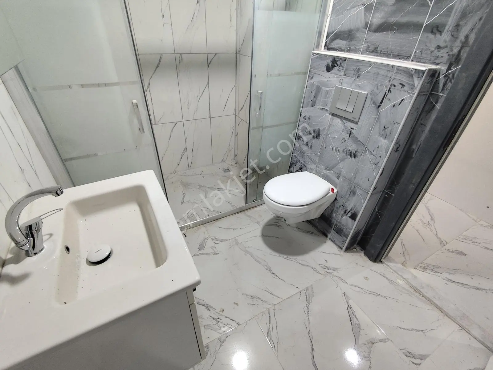 Rw Lıfe // Emek Mah. Ertaş Tramvay Durağı Yanı Satılık 1+1 Daire — fotoğraf 19