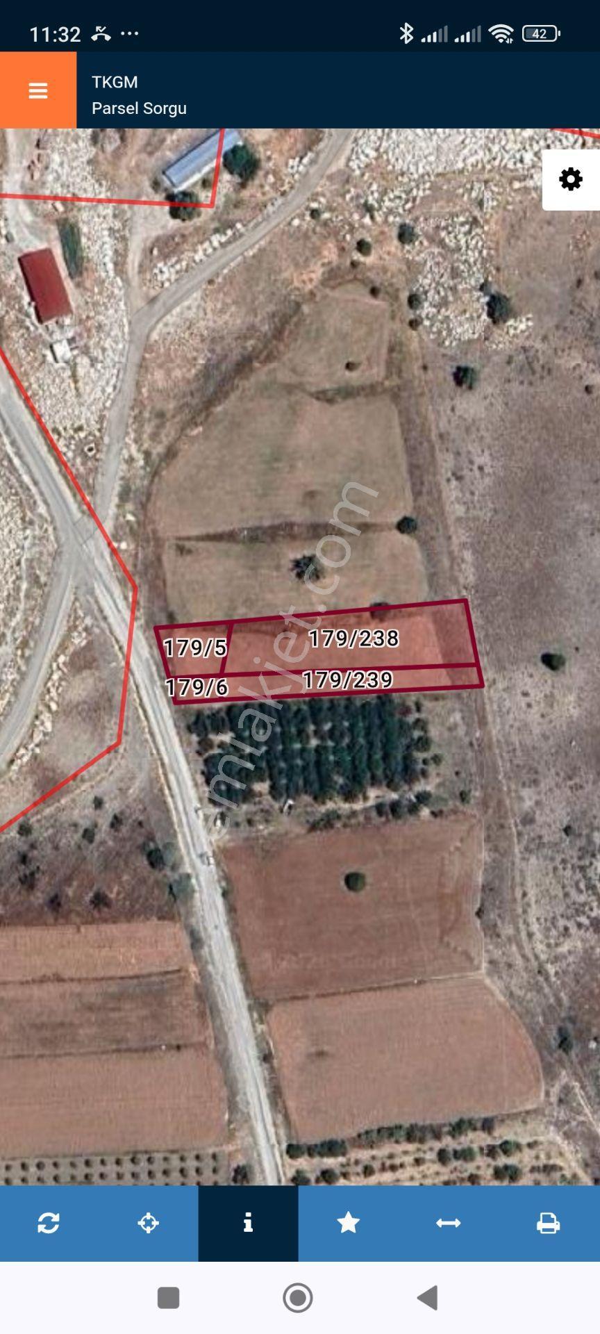 Antalya Korkuteli Yeleme De Satılık 4 Adet Tarla Toplam 2.469M2 Asfalt Yola Ceph...