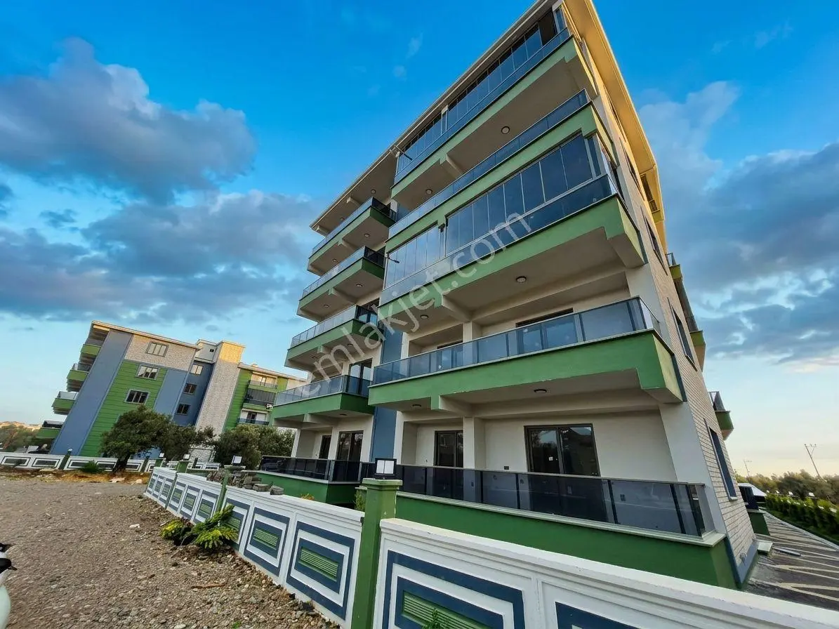Aktif'Ten Kadıköy'De Satılık Kapalı Otoparklı Arakat Doğalgazlı 1+1 Daire