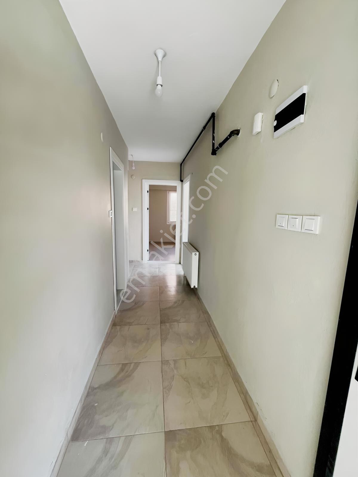 Miray Emlaktan Şirinevler Mahallesinde Satılık 3+1 Daire — fotoğraf 14