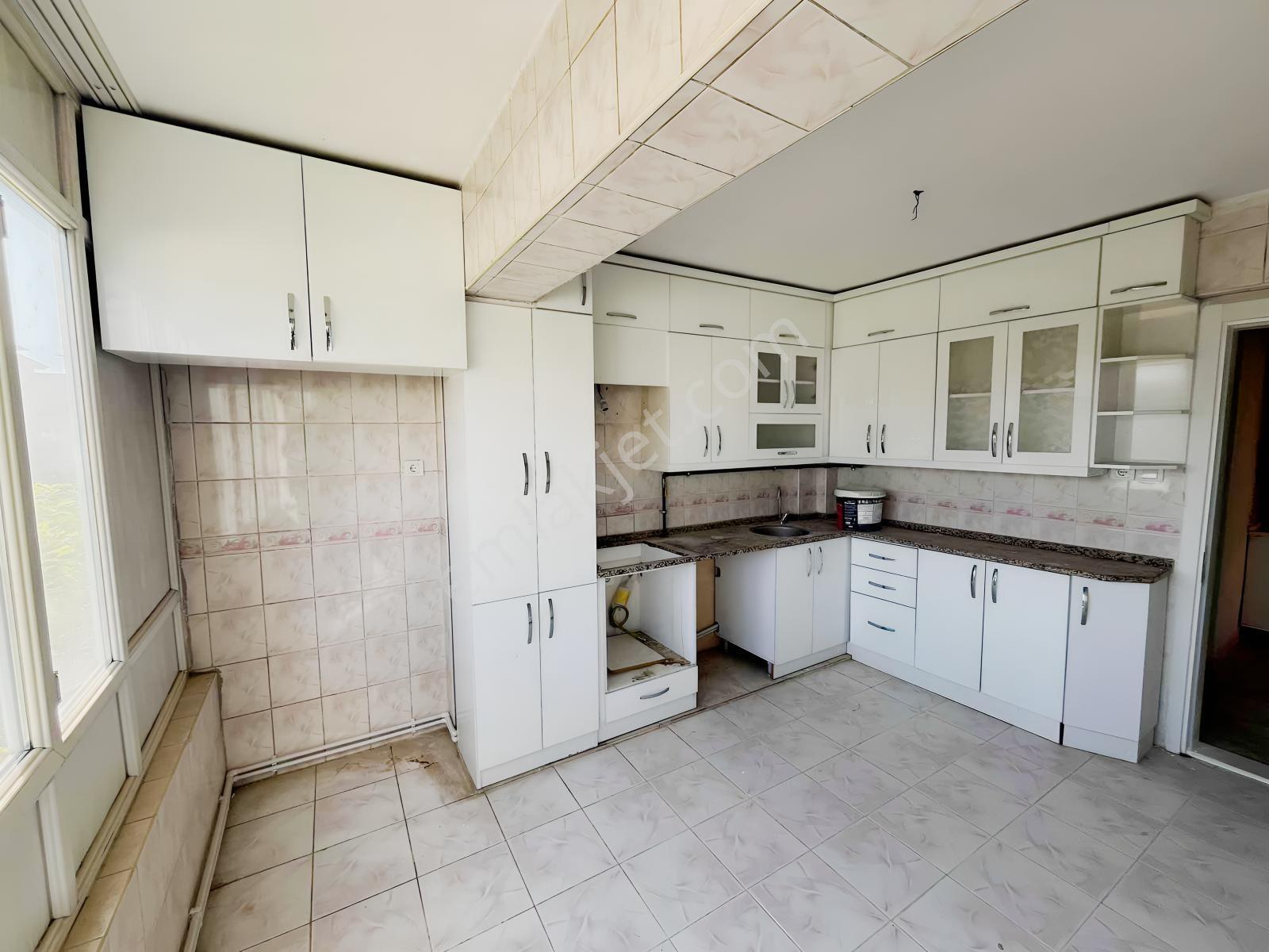 Miray Emlaktan Şirinevler Mahallesinde Satılık 3+1 Daire — fotoğraf 20