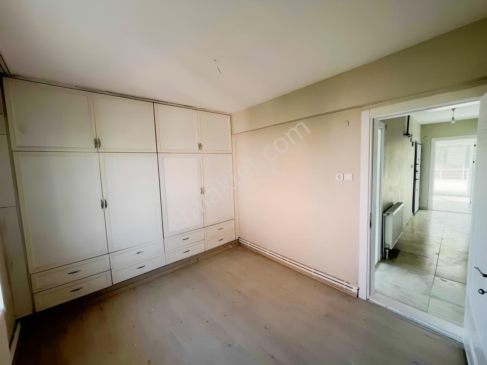 Miray Emlaktan Şirinevler Mahallesinde Satılık 3+1 Daire — fotoğraf 25