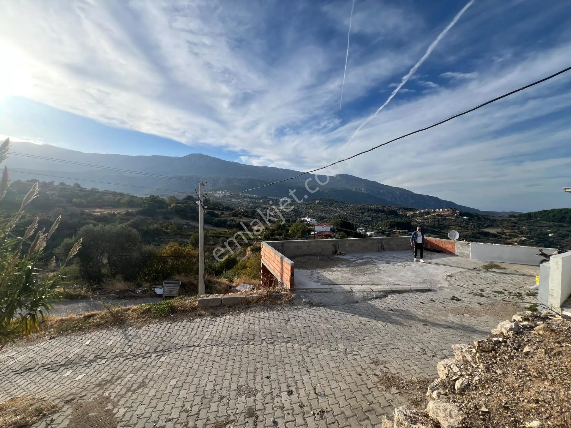 Karaburun Eglenhoca Köyiçi Satılık Kargir Ev — fotoğraf 4