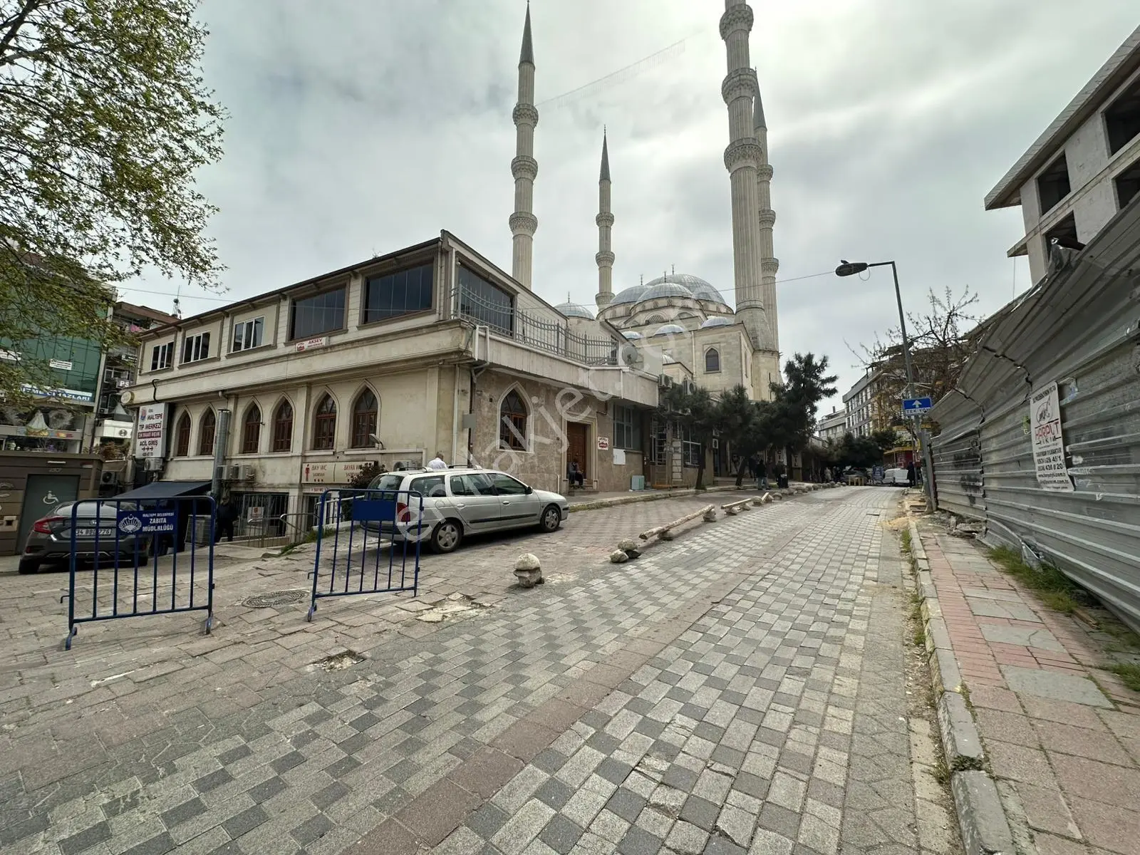 Mertcan'dan Maltepe Çarşı İçinde Fırsat Köşe Başı Arsa — fotoğraf 4