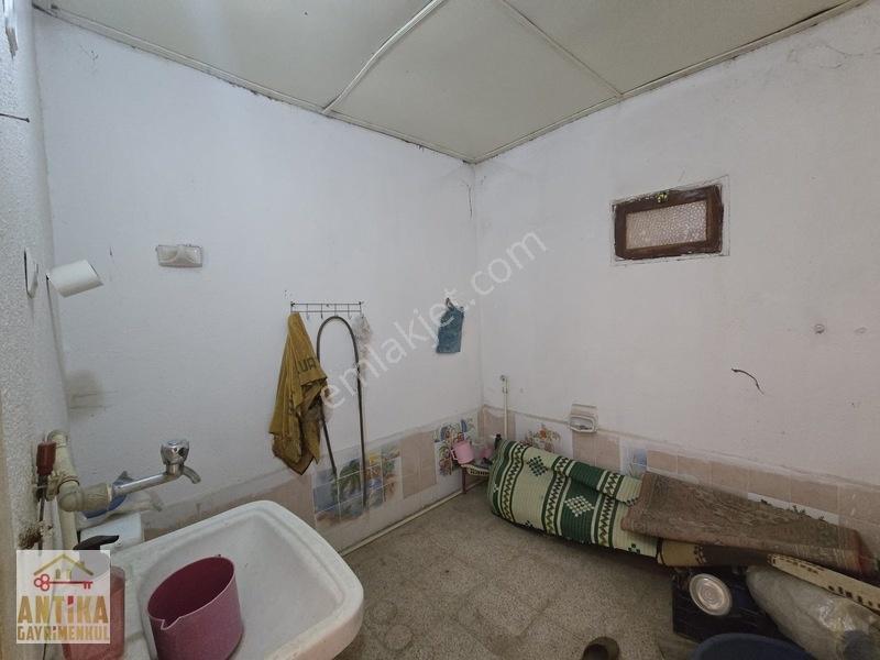 Antika Gayrimenkul'den 675 M2 Satılık Bahçeli Müstakil Ev — fotoğraf 17