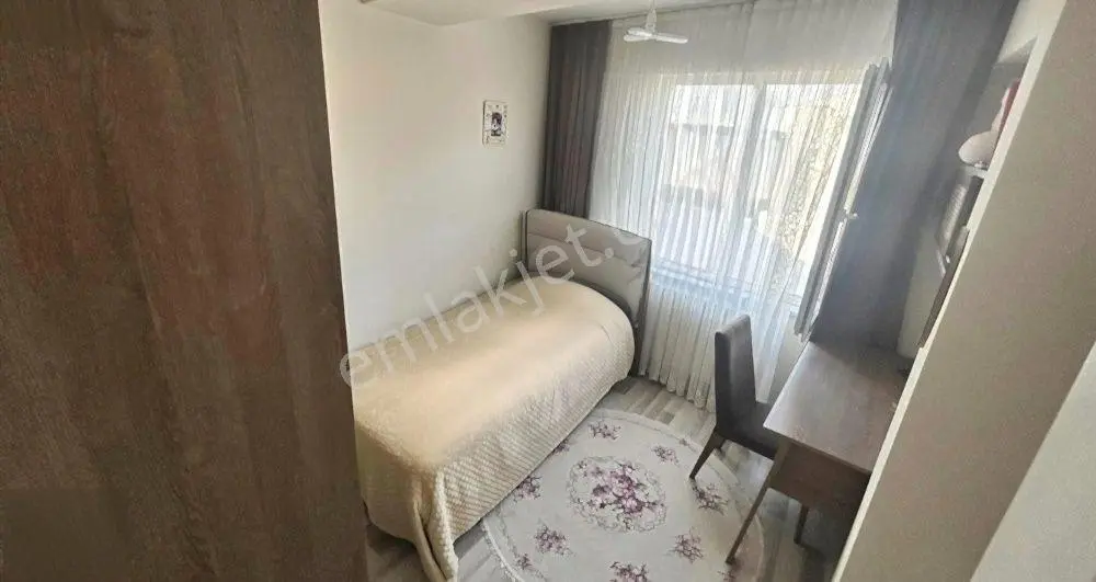 Çorlu Kemalettin Mahallesi’nde 115 M² Geniş 2+1 Kapalı Otoparklı Daire — fotoğraf 6