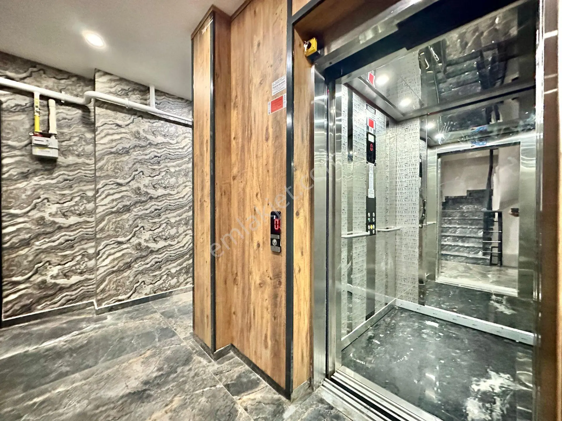 ꧁ay Emlaktan꧂kadıköy'de Arakat Ön Cephe Satılık 2+1 Şık Tasarımlı Lüks Daire — fotoğraf 35