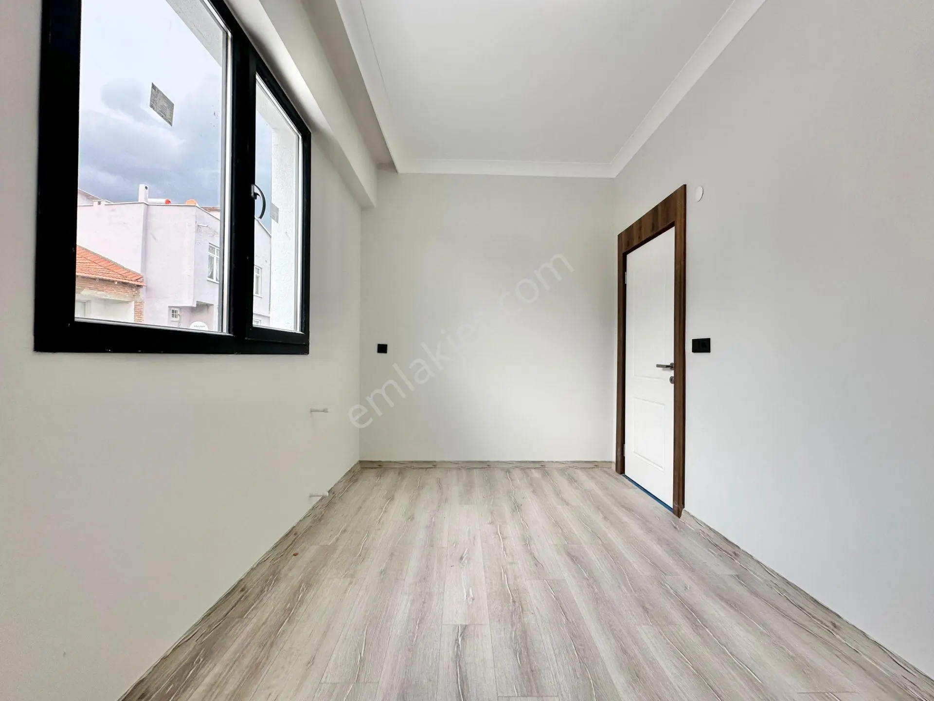 ꧁ay Emlaktan꧂oksijen Deposu Zeytinli'de Müstakil Tadında Bahçe Kullanımlı Kapalı Otoparklı 2+1 Daire — fotoğraf 21